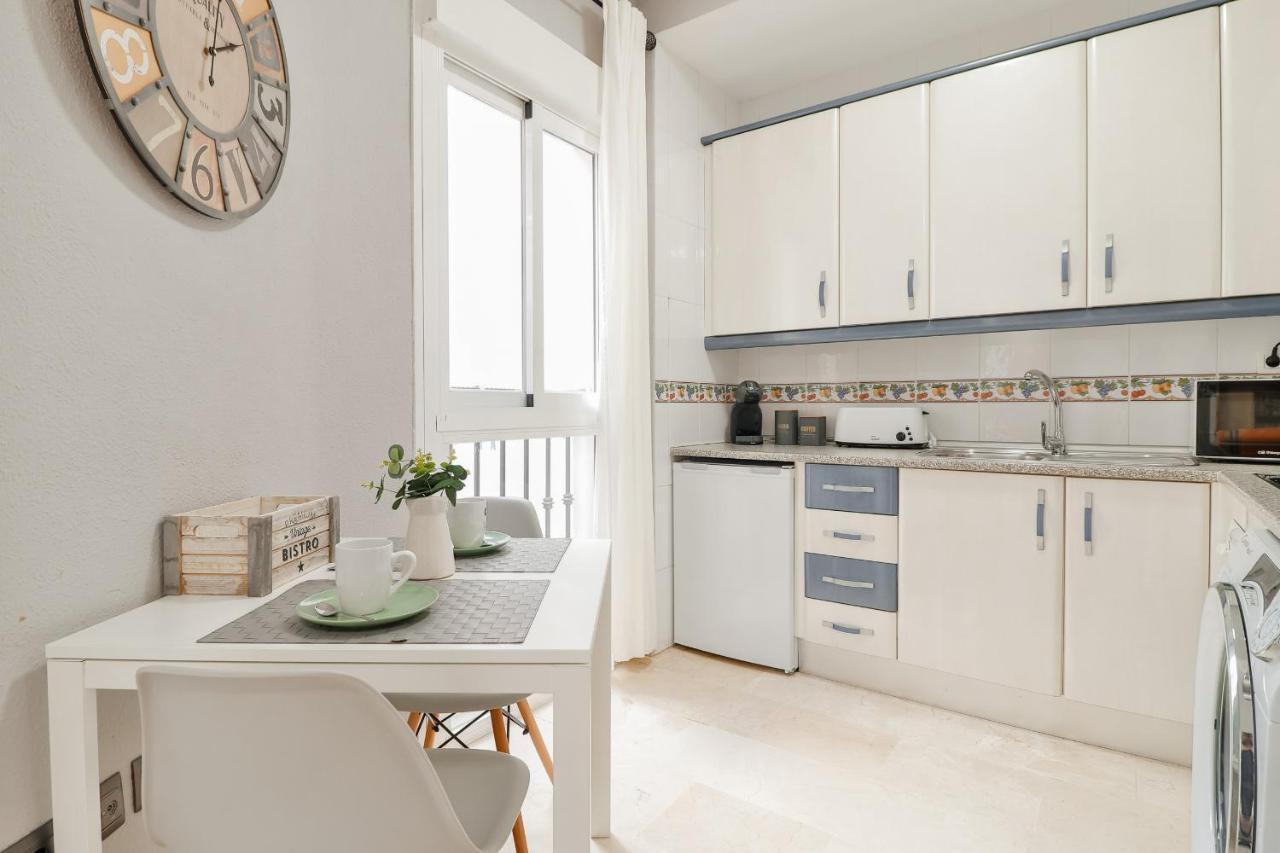 C14 - Nice Studio Close To Historical Center Málaga Buitenkant foto